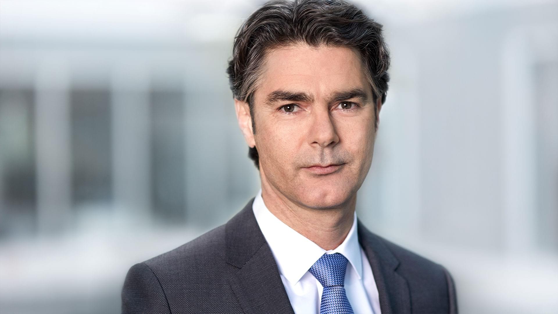 Portrait photo of Jürgen Steinberger, Chairman of the Management Board of Knorr-Bremse Commercial Vehicle Systems