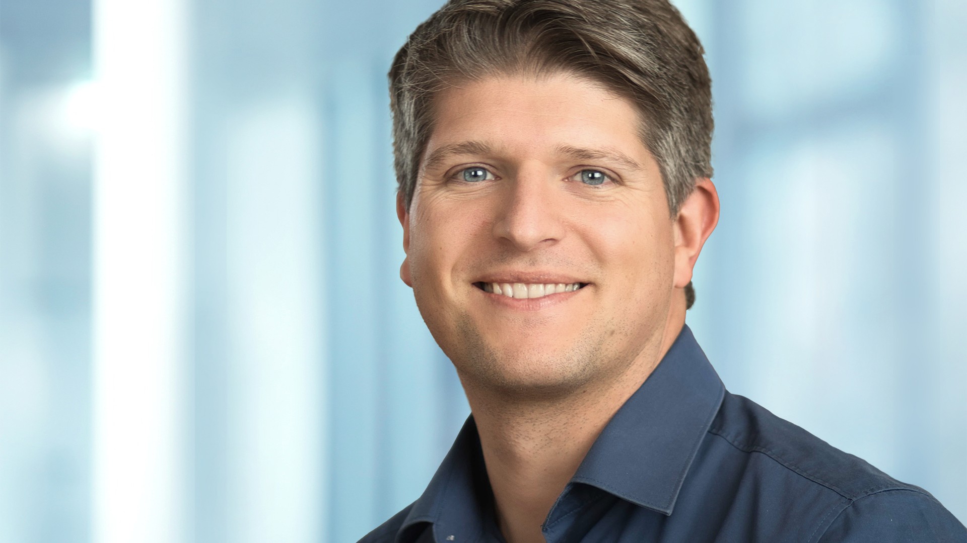 Portrait of Dr. Christoph Huber, Head of Advanced Driver Assistance Systems at Knorr-Bremse Commercial Vehicle Systems