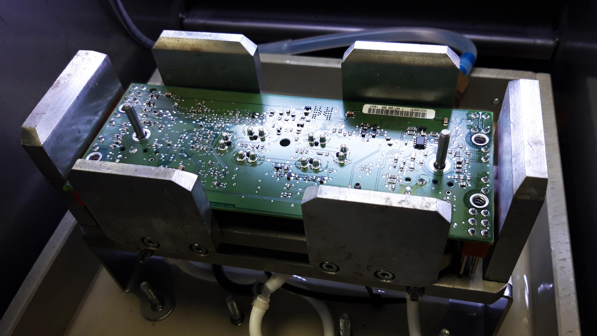 Electronic control unit of a braking system for trains