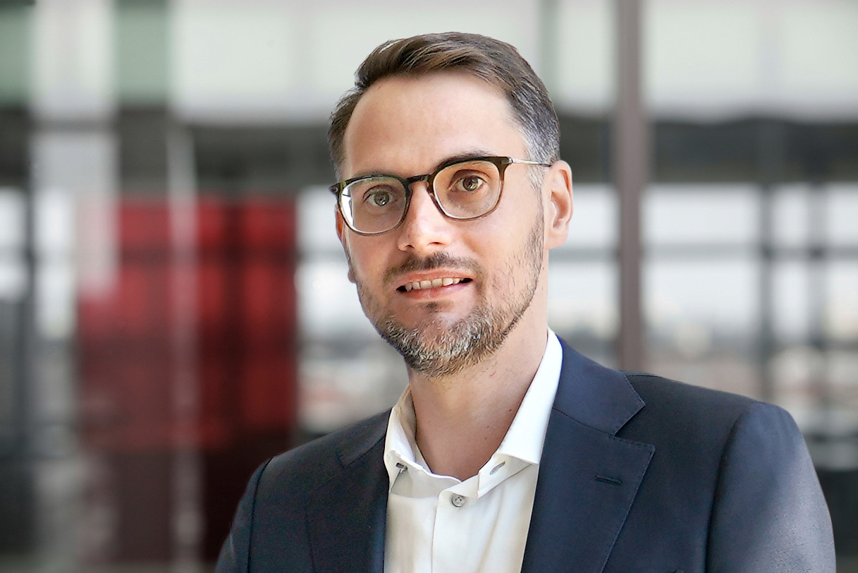 Portrait of Michael Gutemann, Director Sales & Business Development Coupling Systems and heads the Knorr-Bremse DAC project